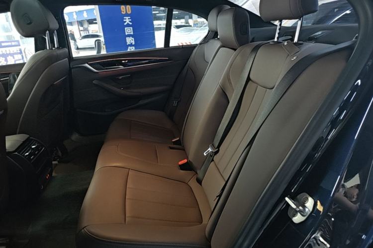 Used BMW 5 Series 2020 525Li M Sport Package Left Rear Seat