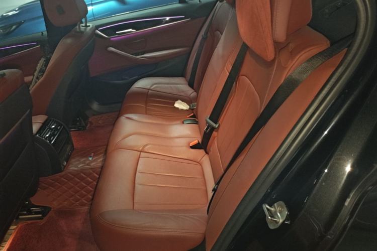 Used BMW 5 Series 2020 530Li Leading Model M Sport Package Left Rear Seat