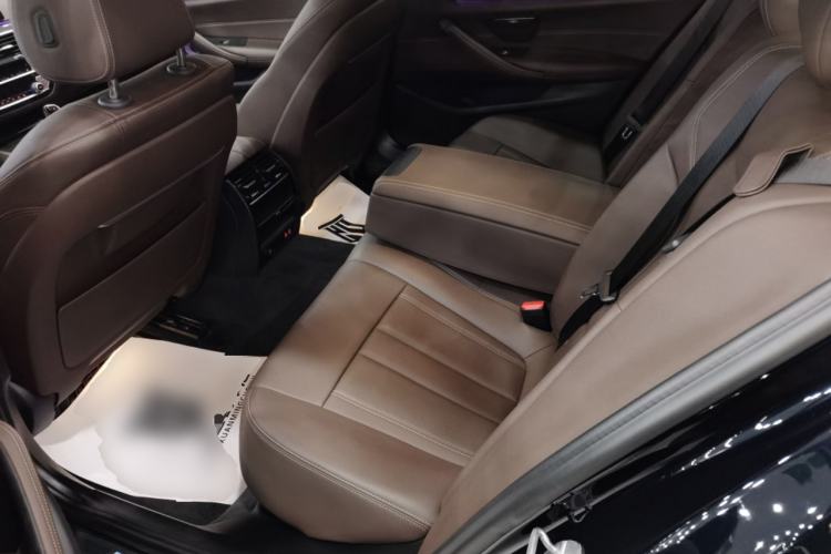 Used BMW 5 Series 2020 525Li M Sport Package Left Rear Seat