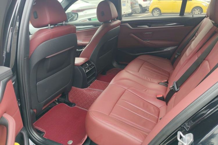 Used BMW 5 Series 2020 530Li xDrive M Sport Package Left Rear Seat