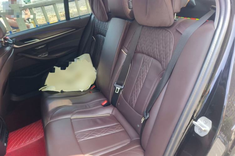Used BMW 5 Series 2020 530Li Leading Edition Luxury Package Left Rear Seat