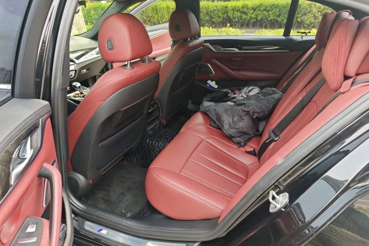 Used BMW 5 Series 2020 530Li xDrive M Sport Package Left Rear Seat