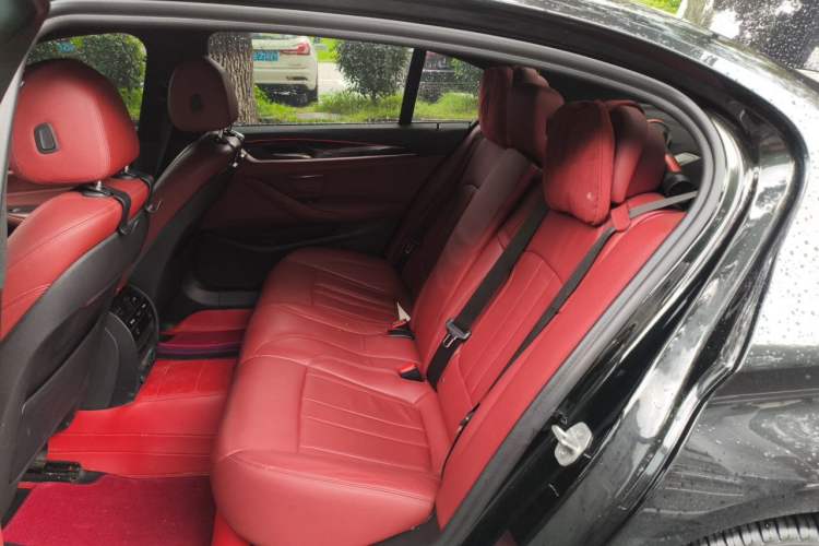 Used BMW 5 Series 2020 530Li xDrive M Sport Package Left Rear Seat