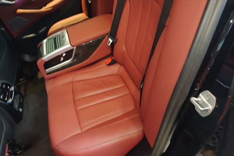 Used BMW 5 Series 2020 530Li Luxury Edition M Sport Package Left Rear Seat