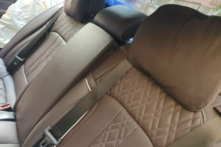 Used BMW 5 Series 2020 530Li Luxury Edition Premium Package Left Rear Seat