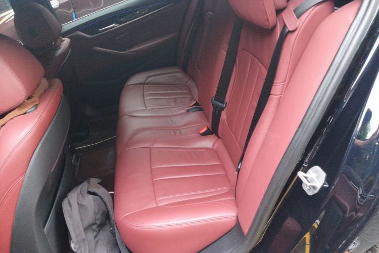 Used BMW 5 Series 2020 530Li Leading Model M Sport Package Left Rear Seat