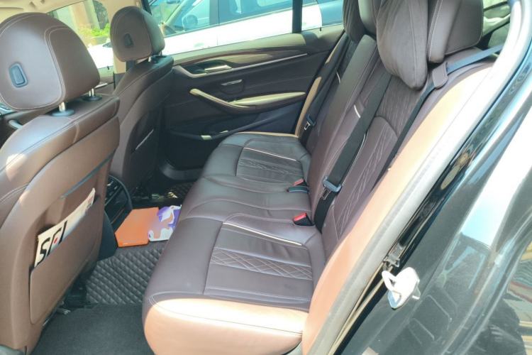 Used BMW 5 Series 2020 530Li Leading Edition Luxury Package Left Rear Seat