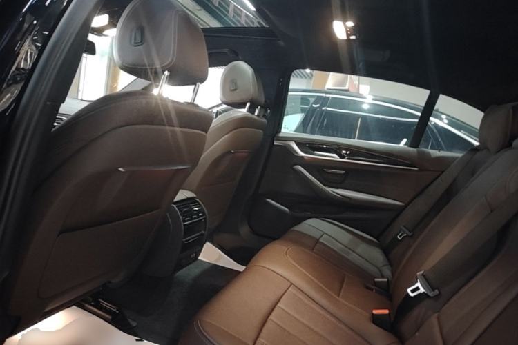 Used BMW 5 Series 2020 525Li M Sport Package Left Rear Seat