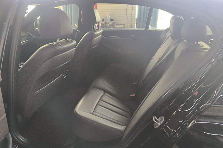 Used BMW 5 Series 2020 525Li M Sport Package Left Rear Seat