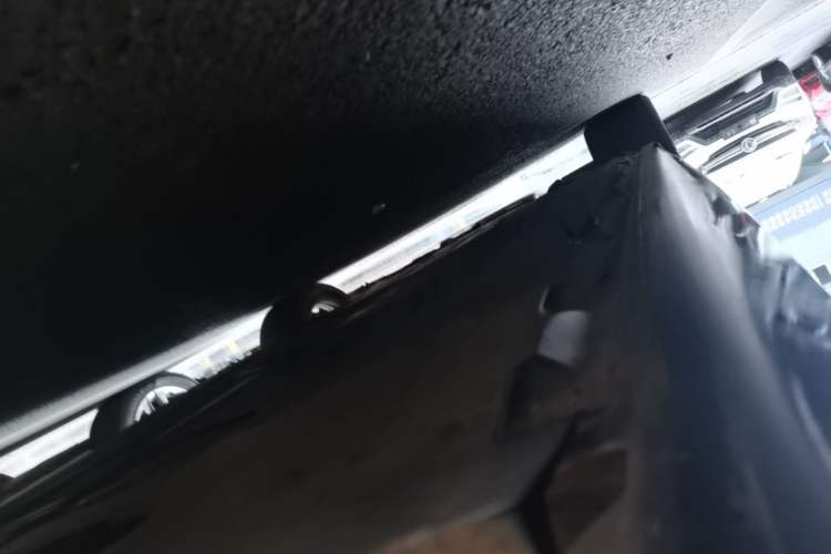 Used BMW 5 Series 2020 525Li M Sport Package Left Side Sill