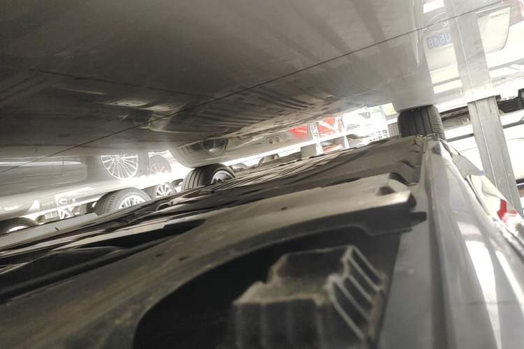 Used BMW 5 Series 2020 530Li Leading Model M Sport Package Left Side Sill