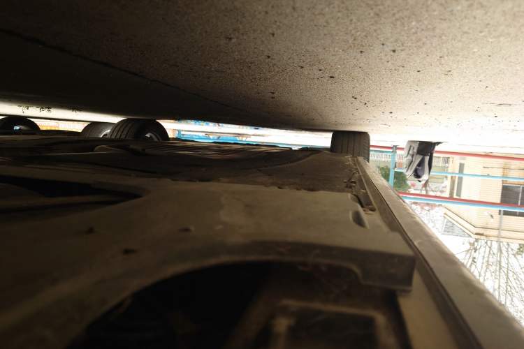 Used BMW 5 Series 2020 525Li M Sport Package Left Side Sill