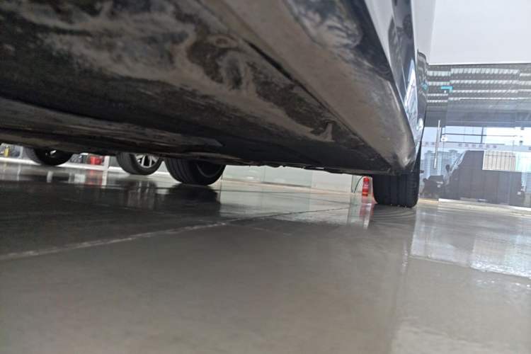 Used BMW 5 Series 2020 530Li Leading Model M Sport Package Left Side Sill