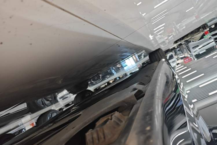 Used BMW 5 Series 2020 530Li xDrive M Sport Package Left Side Sill
