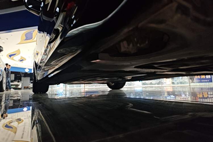 Used BMW 5 Series 2020 525Li M Sport Package Left Side Sill