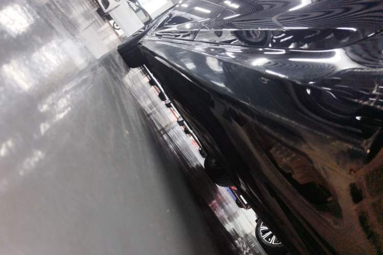 Used BMW 5 Series 2020 530Li Leading Model M Sport Package Left Side Sill