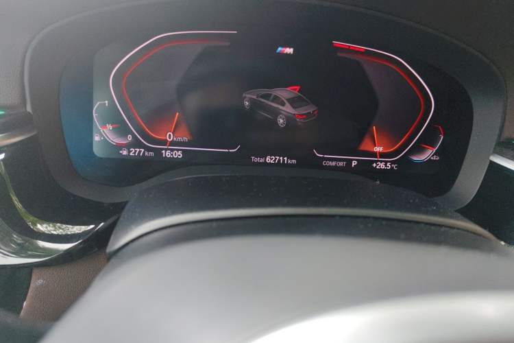 Used BMW 5 Series 2020 525Li M Sport Package Odometer Close Up