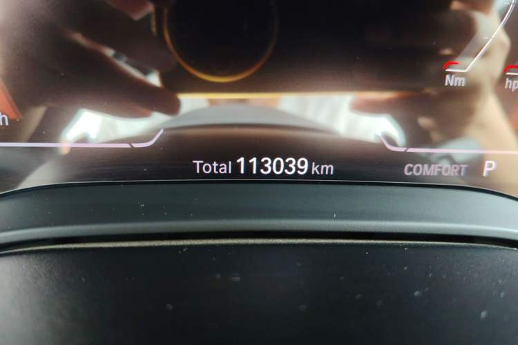 Used BMW 5 Series 2020 530Li xDrive M Sport Package Odometer Close Up
