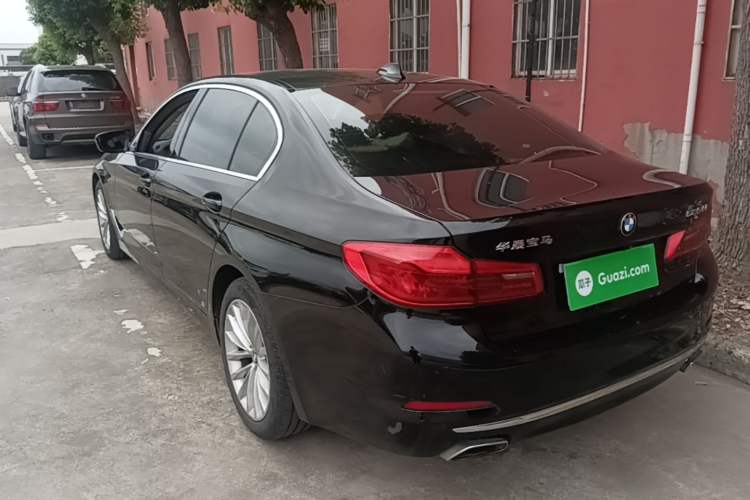 Used BMW 5 Series 2020 525Li Luxury Package Rear Left 45 Deg