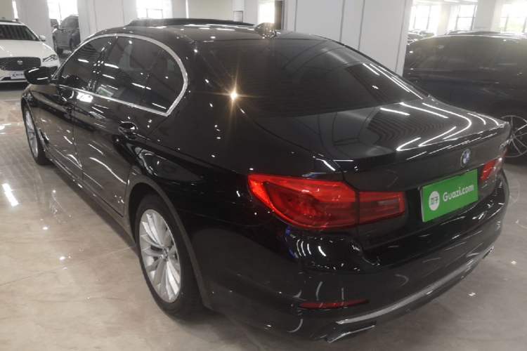 Used BMW 5 Series 2020 530Li Luxury Edition Premium Package Rear Left 45 Deg