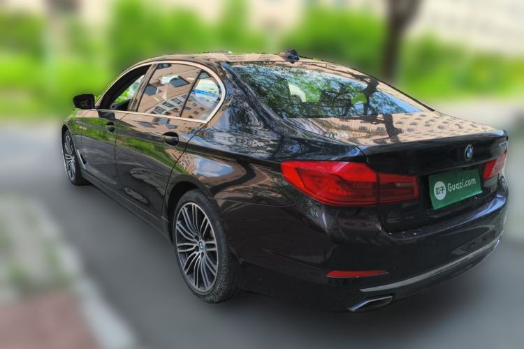 Used BMW 5 Series 2020 525Li Luxury Package Rear Left 45 Deg