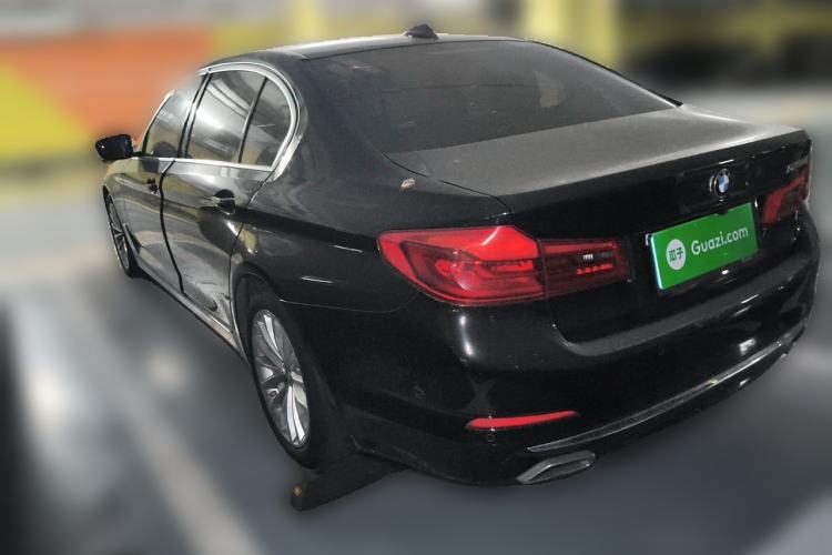Used BMW 5 Series 2020 525Li Luxury Package Rear Left 45 Deg