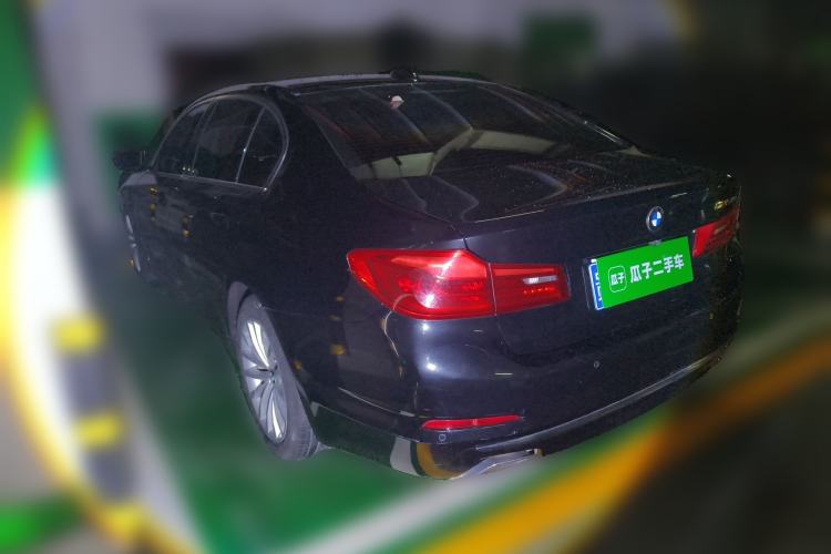Used BMW 5 Series 2020 525Li Luxury Package Rear Left 45 Deg