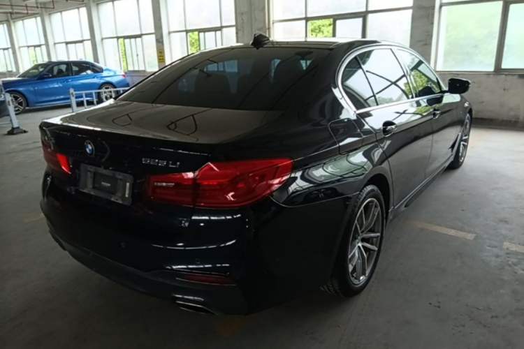 Used BMW 5 Series 2020 525Li M Sport Package Rear Right 45 Deg