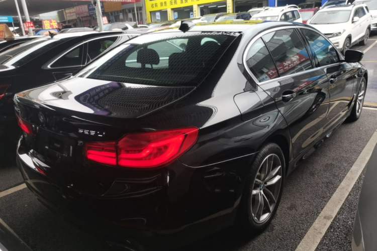Used BMW 5 Series 2020 525Li M Sport Package Rear Right 45 Deg