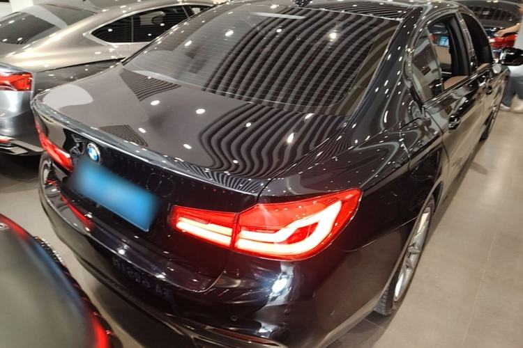 Used BMW 5 Series 2020 525Li M Sport Package Rear Right 45 Deg