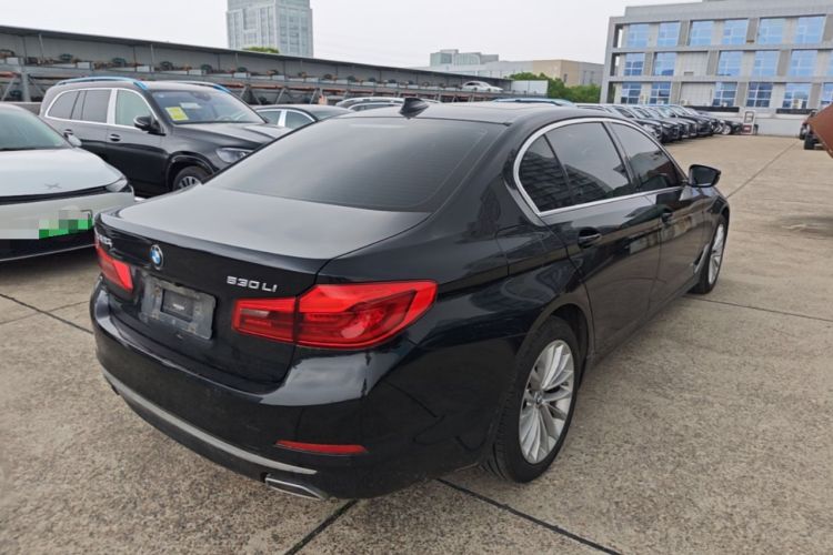 Used BMW 5 Series 2020 530Li Leading Edition Luxury Package Rear Right 45 Deg