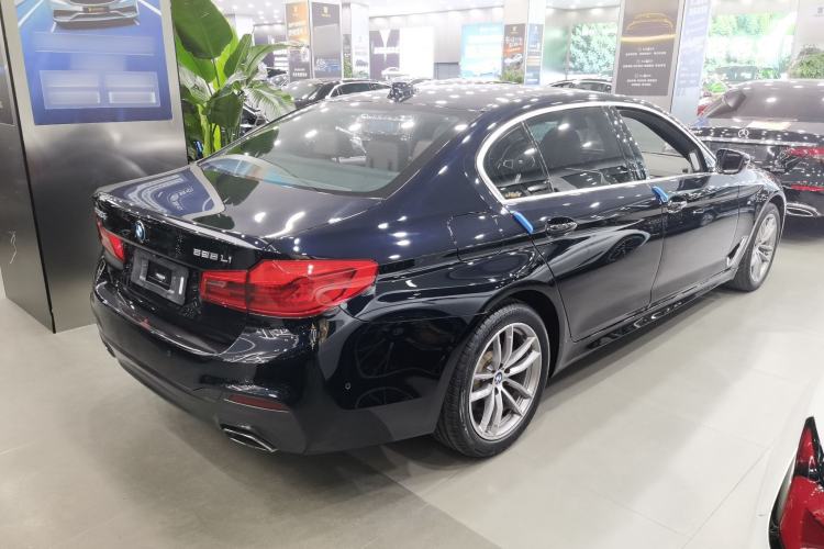 Used BMW 5 Series 2020 525Li M Sport Package Rear Right 45 Deg