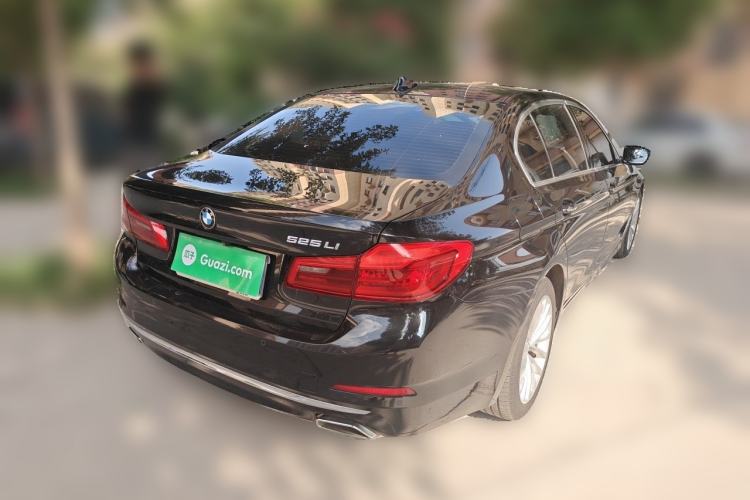 Used BMW 5 Series 2020 525Li Luxury Package Rear Right 45 Deg