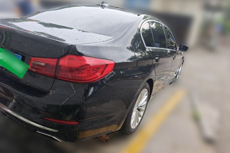 Used BMW 5 Series 2020 525Li Luxury Package Rear Right 45 Deg