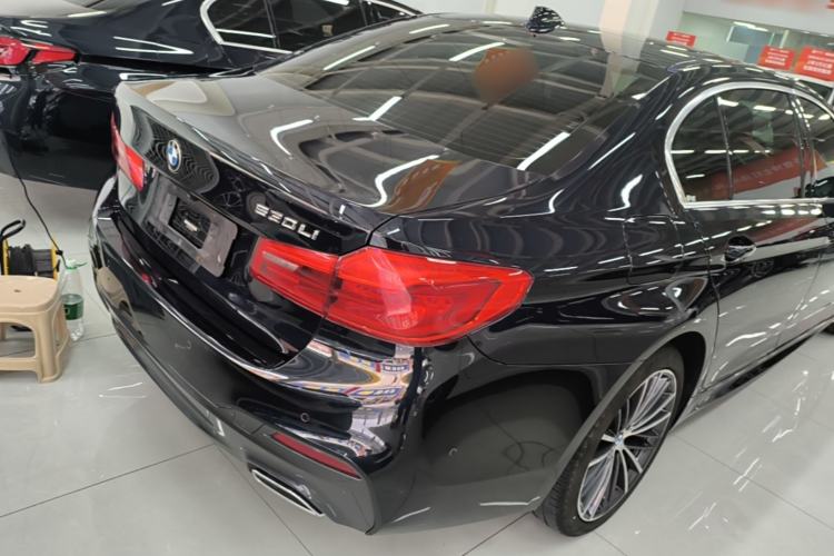 Used BMW 5 Series 2020 530Li Leading Model M Sport Package Rear Right 45 Deg