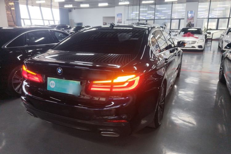 Used BMW 5 Series 2020 530Li Leading Model M Sport Package Rear Right 45 Deg