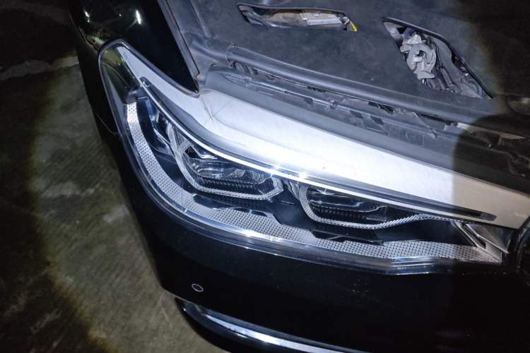 Used BMW 5 Series 2020 530Li Leading Edition Luxury Package Right Front Headlight