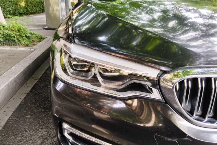 Used BMW 5 Series 2020 530Li xDrive Luxury Package Right Front Headlight