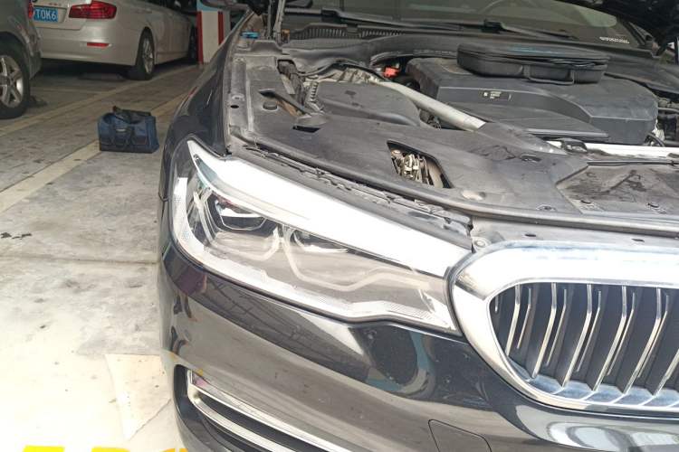 Used BMW 5 Series 2020 530Li Luxury Edition Premium Package Right Front Headlight
