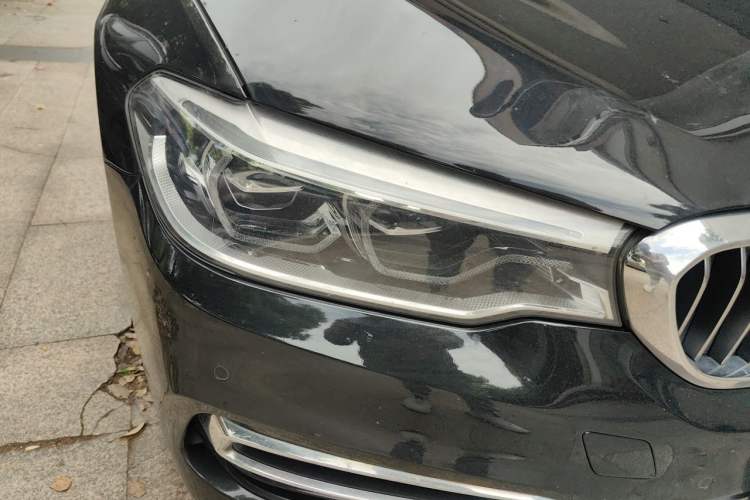 Used BMW 5 Series 2020 530Li Leading Edition Luxury Package Right Front Headlight