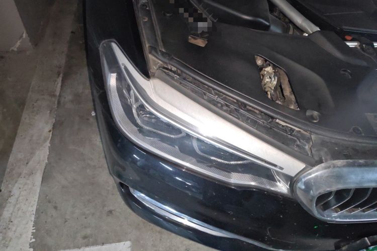 Used BMW 5 Series 2020 530Li Leading Edition Luxury Package Right Front Headlight
