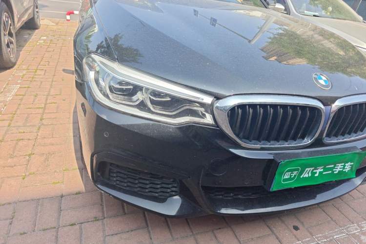 Used BMW 5 Series 2020 530Li Leading Model M Sport Package Right Front Headlight