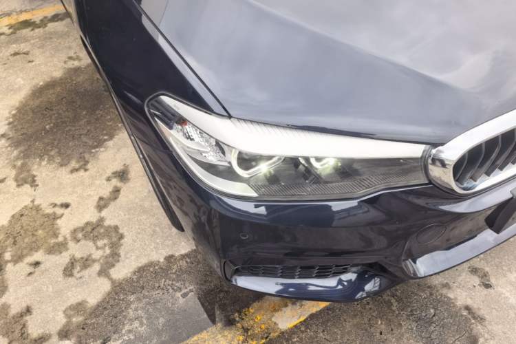 Used BMW 5 Series 2020 525Li M Sport Package Right Front Headlight
