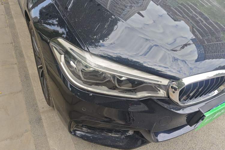 Used BMW 5 Series 2020 530Li Leading Model M Sport Package Right Front Headlight
