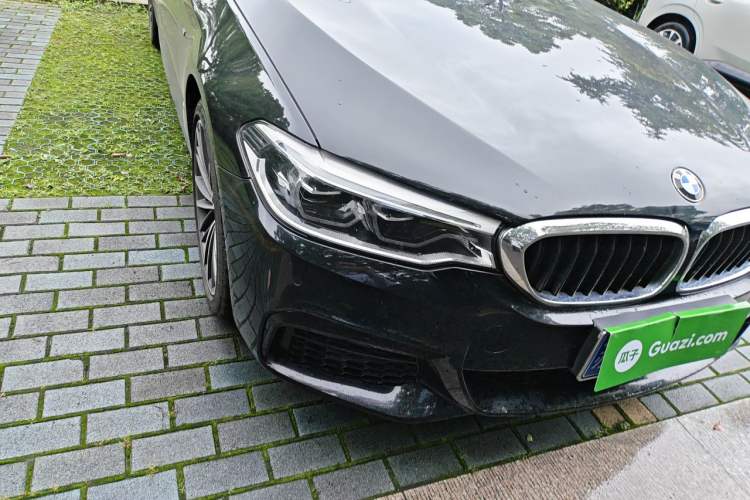 Used BMW 5 Series 2020 530Li Leading Model M Sport Package Right Front Headlight