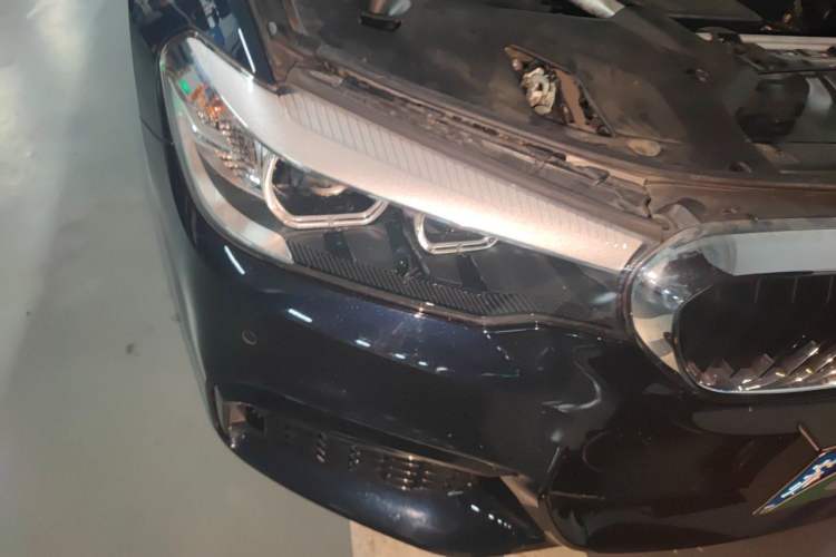 Used BMW 5 Series 2020 525Li M Sport Package Right Front Headlight