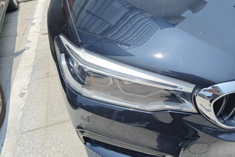 Used BMW 5 Series 2020 525i M Sport Package Right Front Headlight
