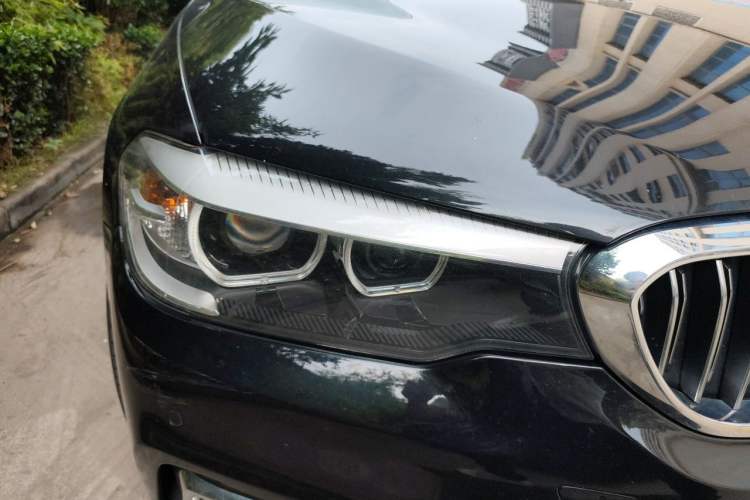 Used BMW 5 Series 2020 525Li Luxury Package Right Front Headlight