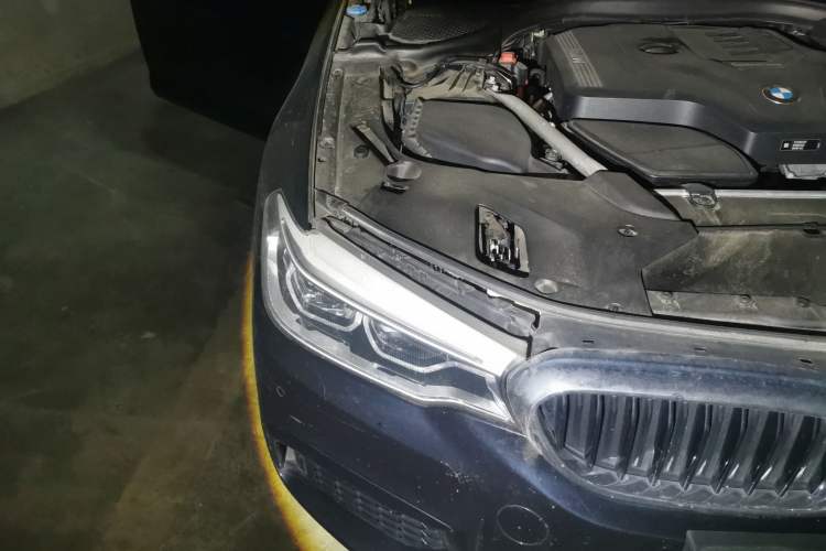 Used BMW 5 Series 2020 525i M Sport Package Right Front Headlight