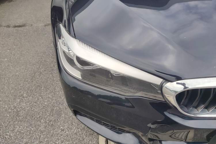 Used BMW 5 Series 2020 525Li M Sport Package Right Front Headlight